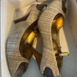 9Nine West Size 7 Heels 👠